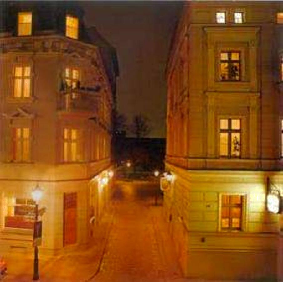 Hotel Altstadt Spandau Seeburg  Esterno foto